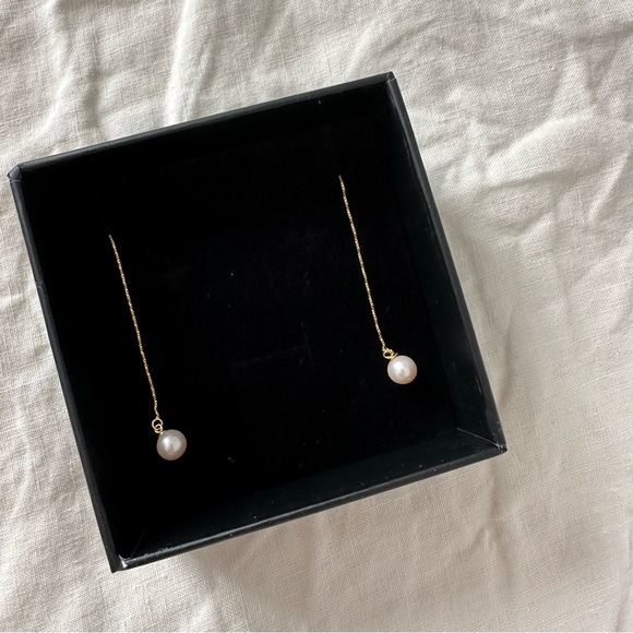 Handmade long drop freshwater pearl earrings with 18k gold fill dangle chain - Picture 8 of 10